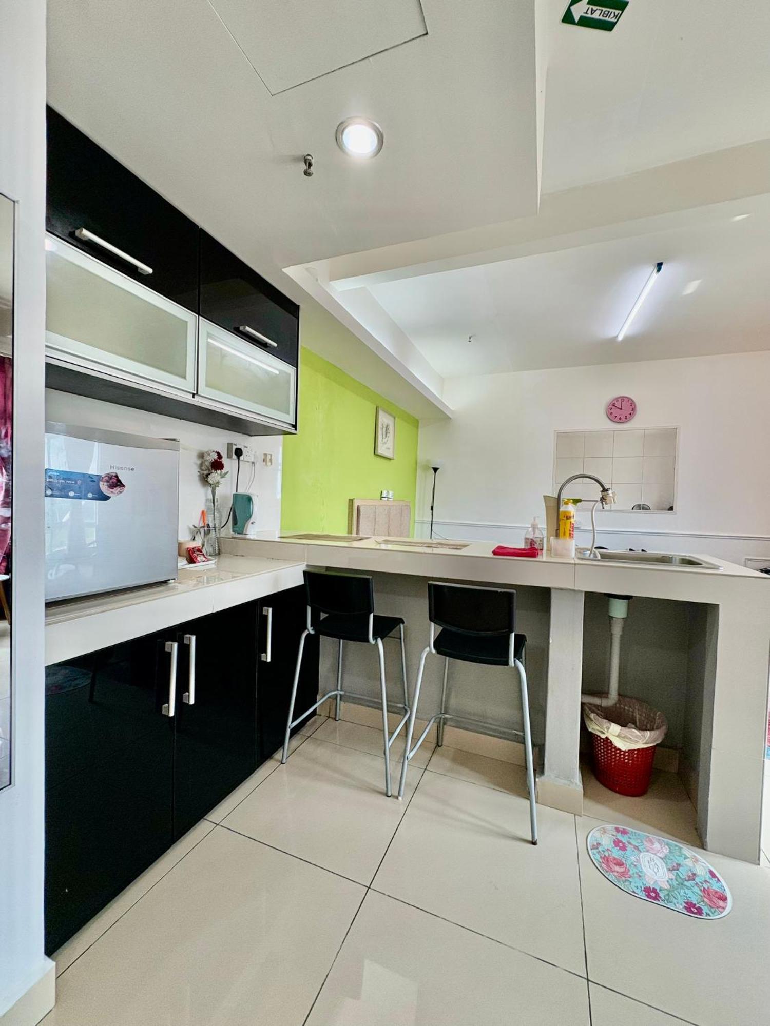 Private Viana Court Service 5 Apartment